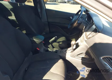 2013 Dodge Dart Sxt z USA, uszkodzony, nr VIN 1C3CDFBA0DD322666